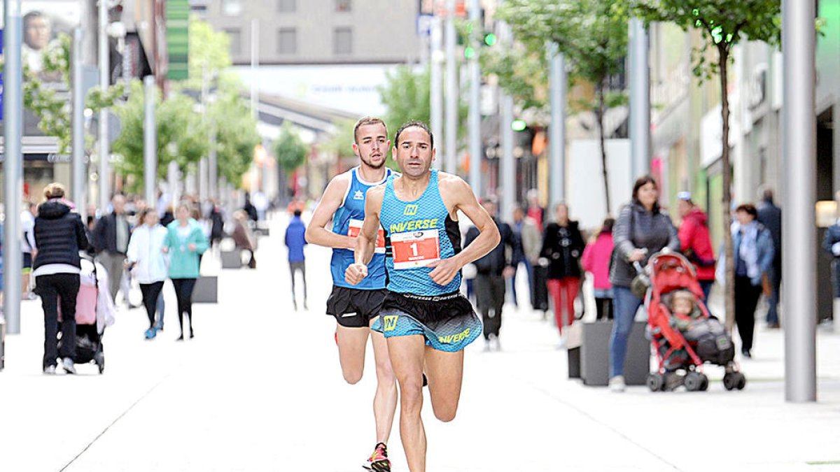 L'onzena edició de la Cursa popular Illa Carlemany s'ajorna fins a la tardor