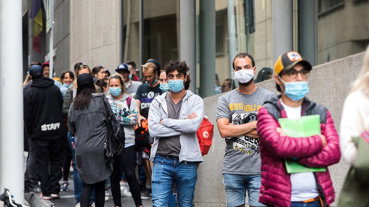 Una vintena de temporers argentins agafaran un vol demà