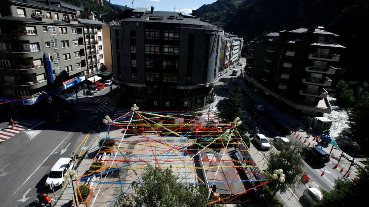 Cerni Cairat demana reformar l'avinguda Verge del Canòlich