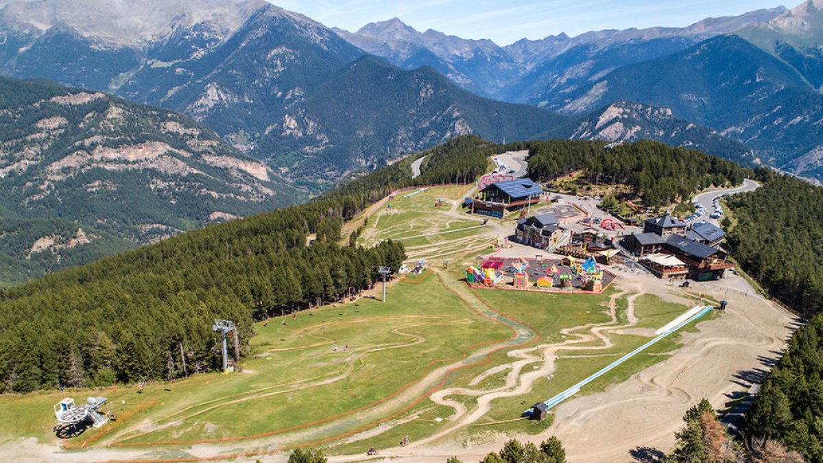 Vallnord-Pal Arinsal estima baixar fins als 480.000 dies d'esquí venuts