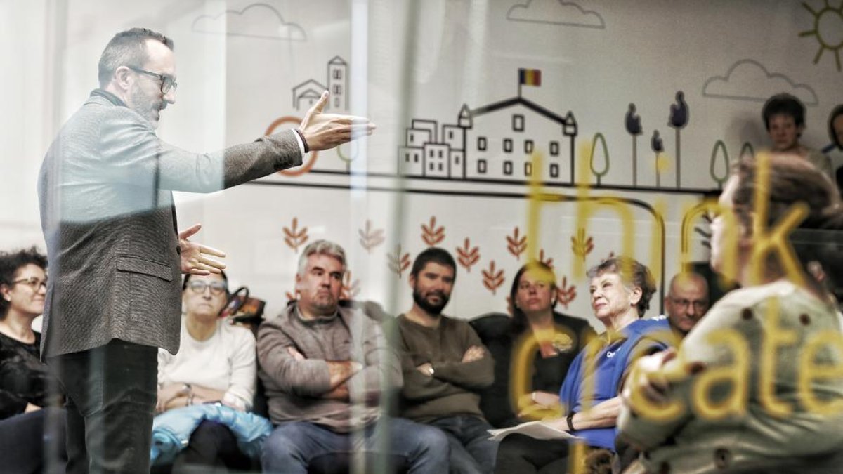 Reunió per conèixer les propostes de l'àrea de Joventut i  Voluntariat