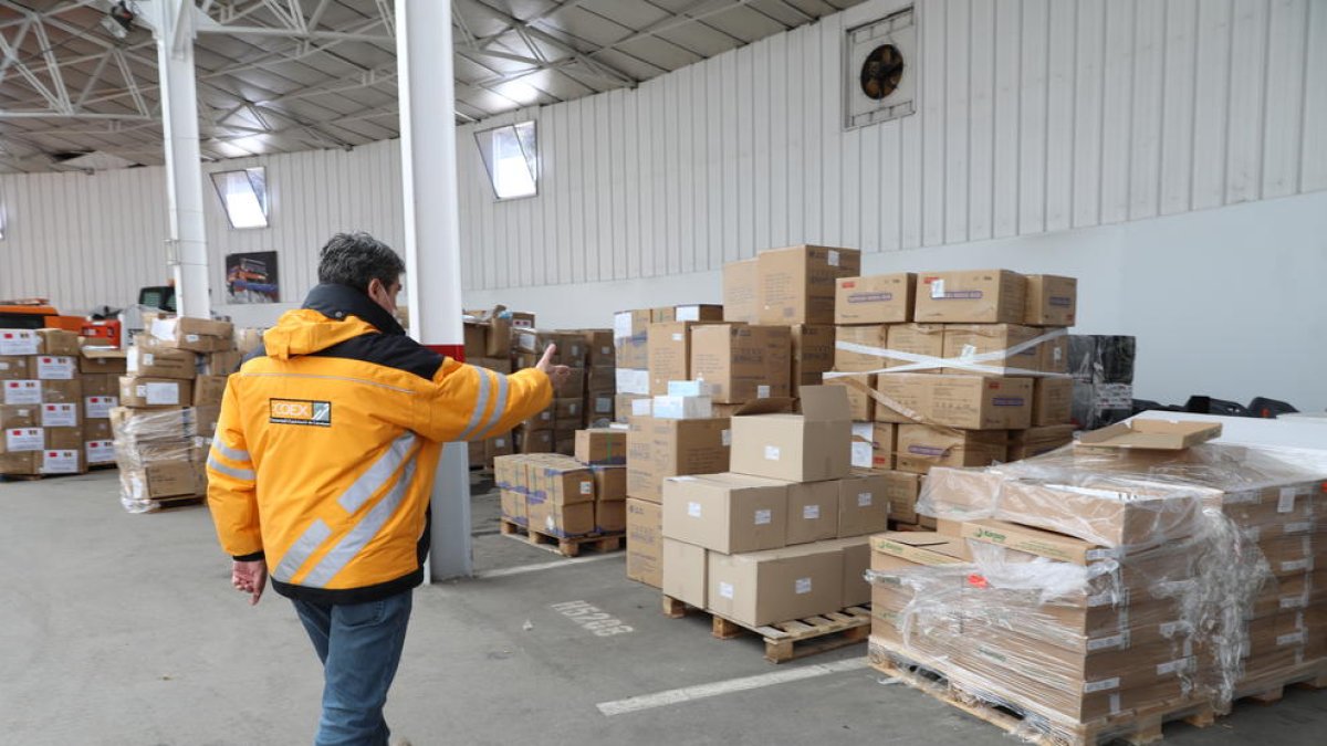 Salut destina prop de 430.000 euros en material de protecció