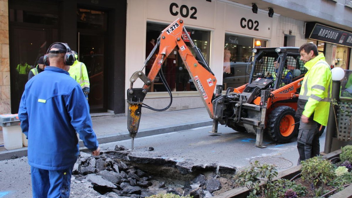 Una avaria a Riberaygua obliga a tallar l'aigua durant tres hores
