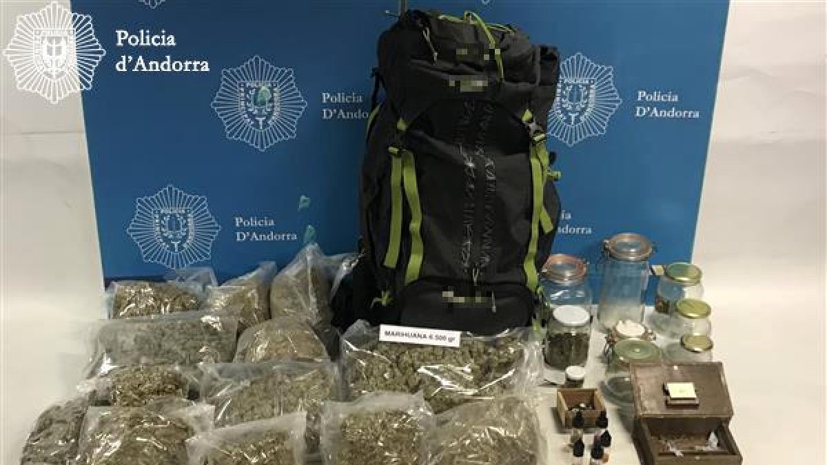 Requisats 20 quilos d'haixix i marihuana l'any passat