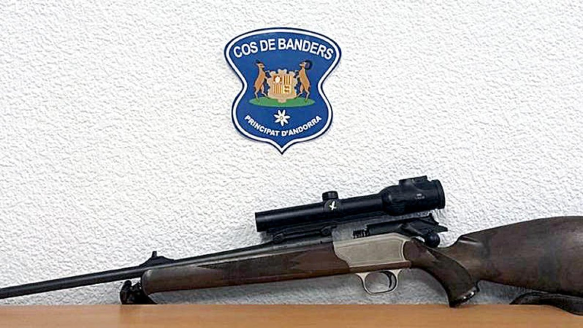 Tres anys de retirada de la llicència de caça i 3.000 euros de multa per a un furtiu