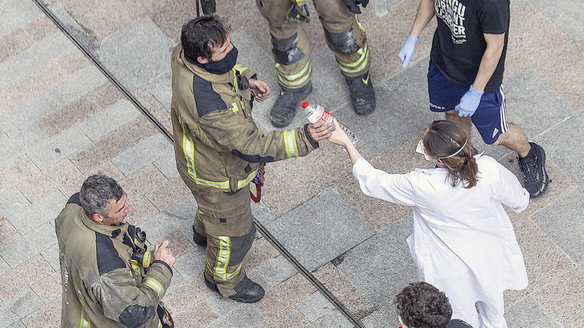 Relleus a l'hotel Fènix pel sanitari amb Covid