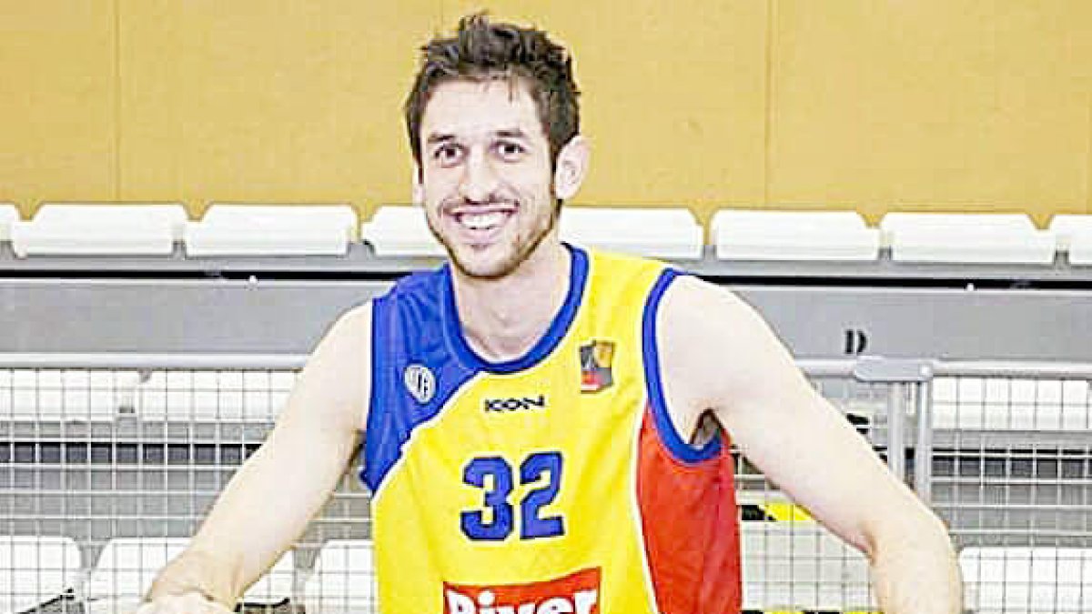 “Mai hauria marxat del club, Andorra m'ho ha donat tot”