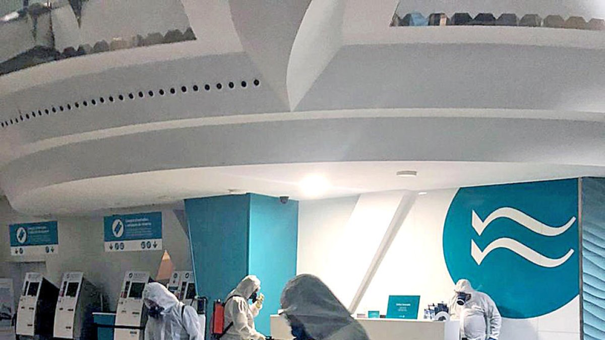 Caldea preveu recuperar personal a mesura que reobri l'activitat