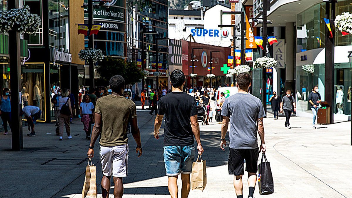 El comerç veu “necessària” la campanya de consum intern