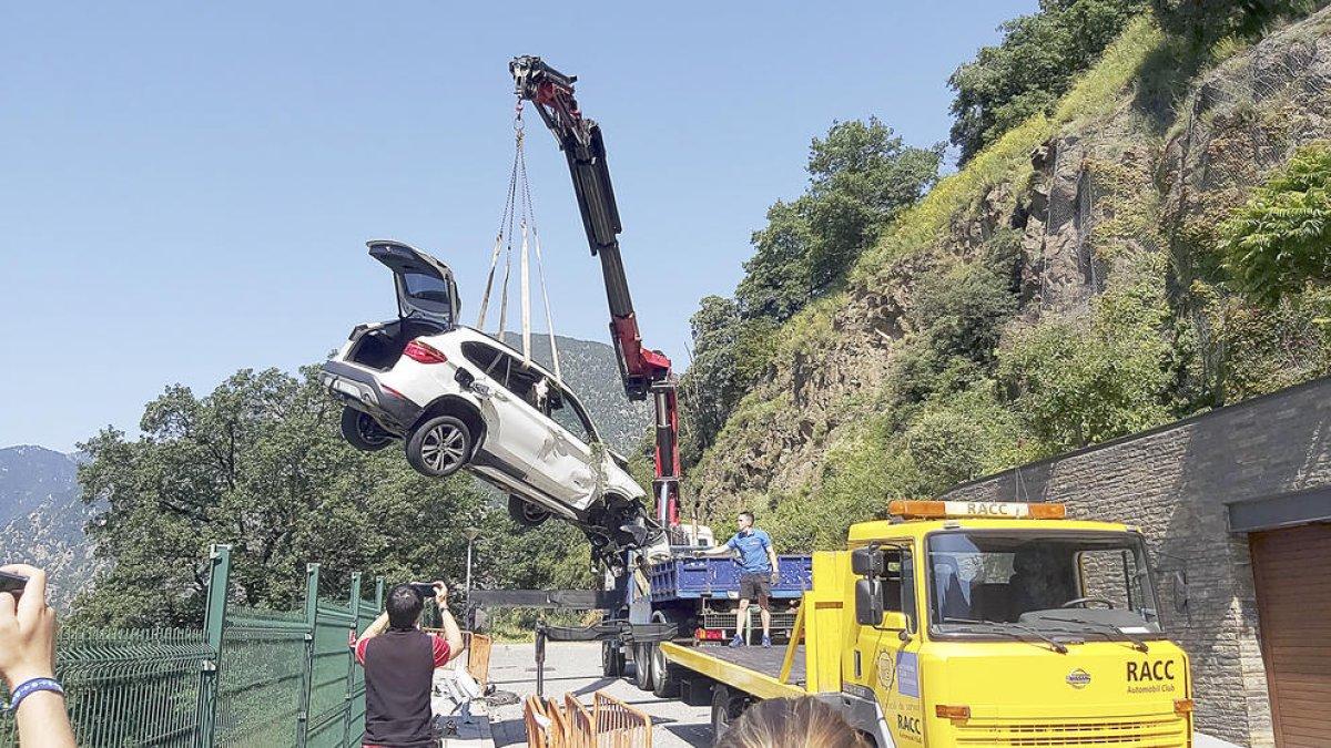 Implicat un menor en un aparatós accident