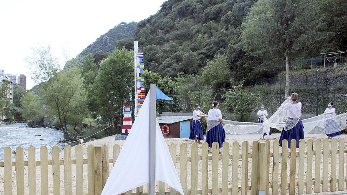 Sant Julià viu la inauguració de la Cala Laurediana