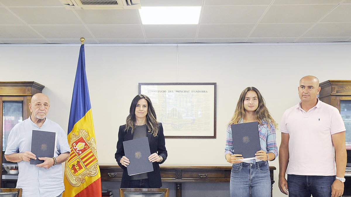 El Govern signa el conveni de col·laboració amb Vicky Jiménez Kasintseva i la federació