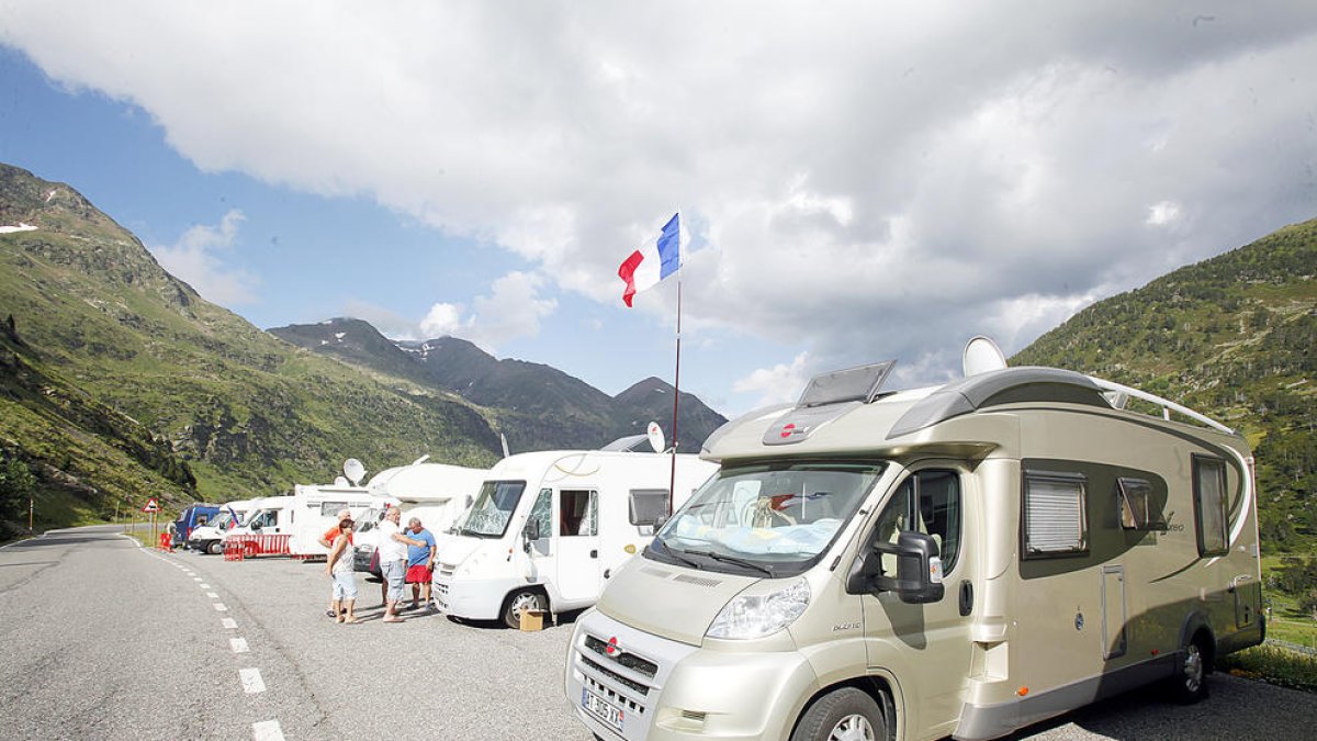 Viatges autoconfinats