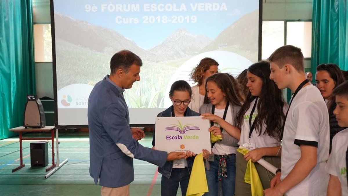 Govern, a prop de l'objectiu de 100% Escoles Verdes