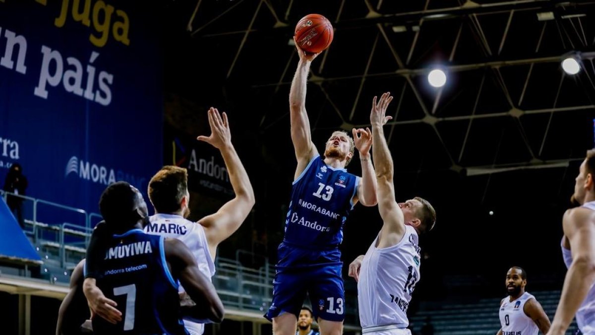 El MoraBanc Andorra supera al Lietkabelis lituà i manté totes les opcions a l'Eurocup (76-66)