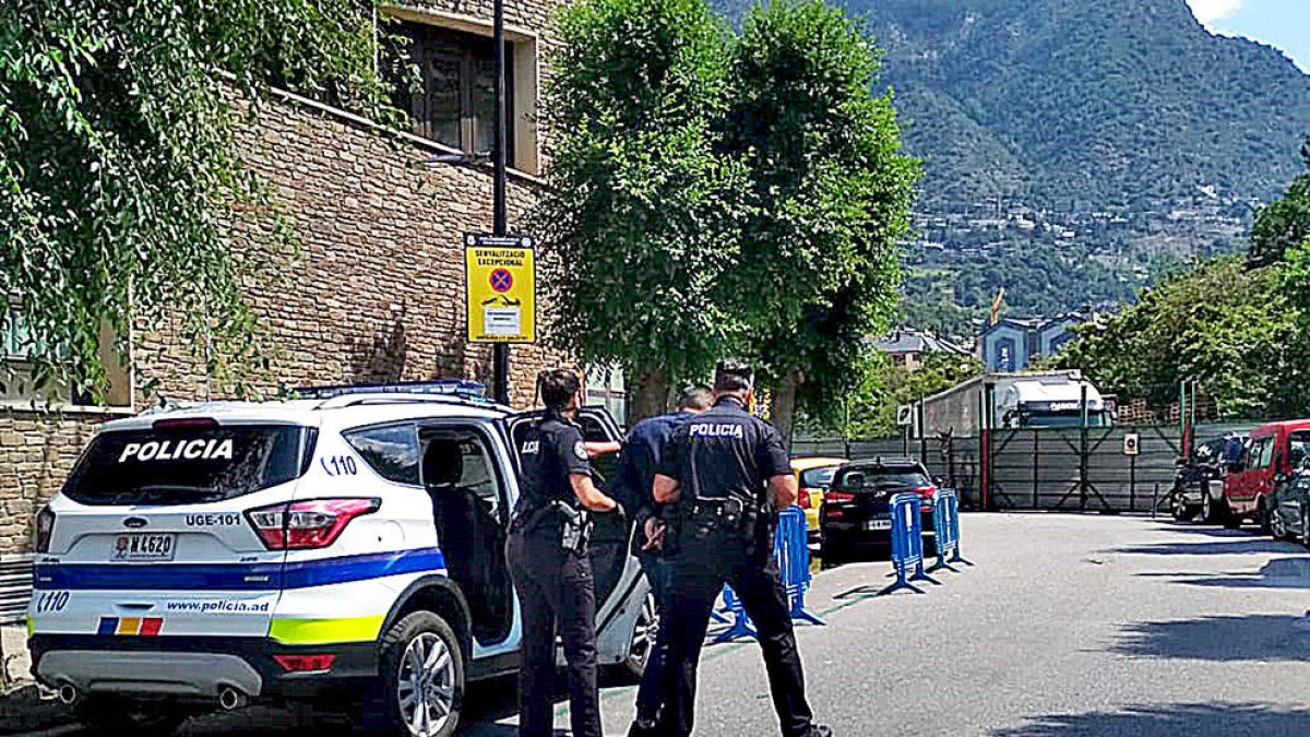 Absolt l'ex-conseller portuguès acusat d'abús