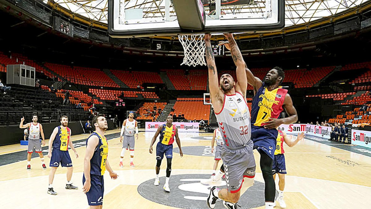 El MoraBanc i els batlles, als set tuits