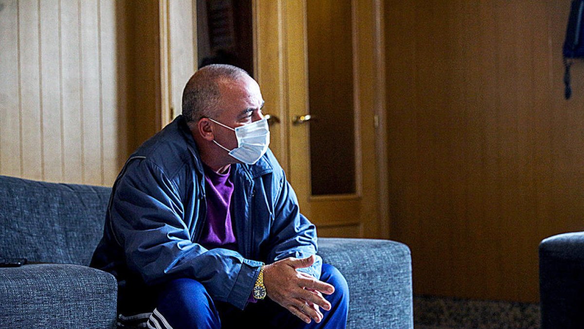 “Avui no distingeixes un metge  cubà d'un andorrà quan treballen”