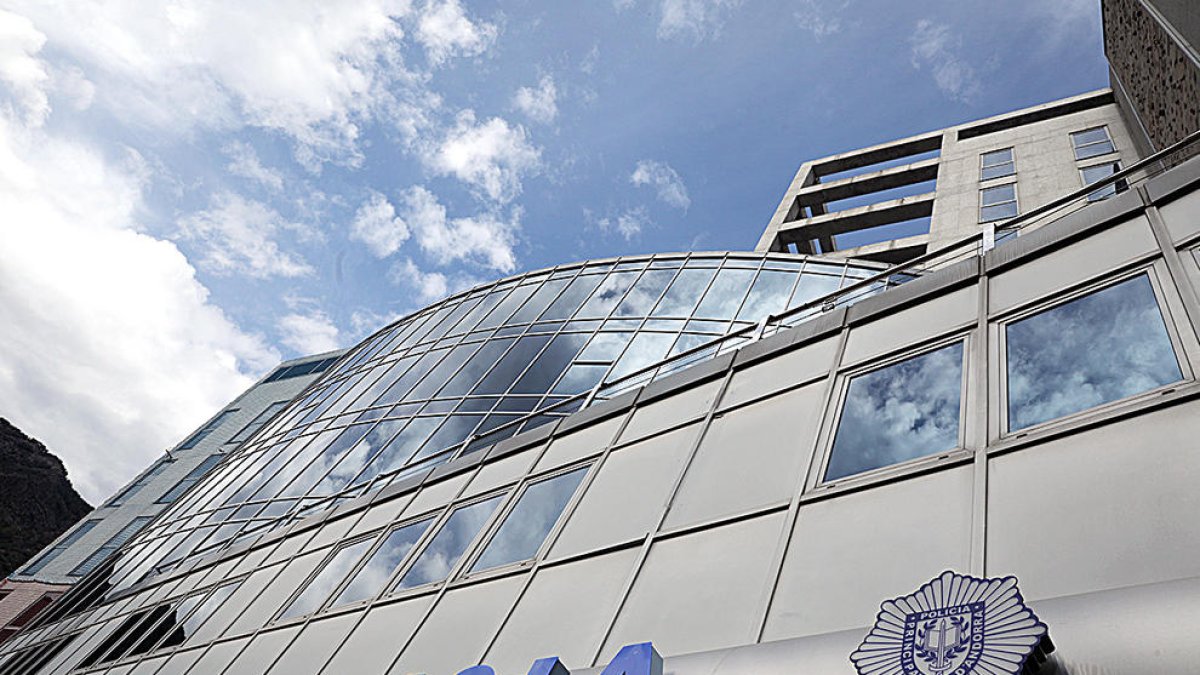 No troben material provatori en el cas del joier acusat d'abusar d'una menor