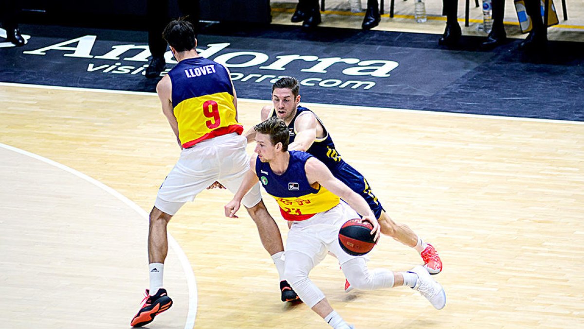 Walker deixa el MoraBanc després de quatre cursos