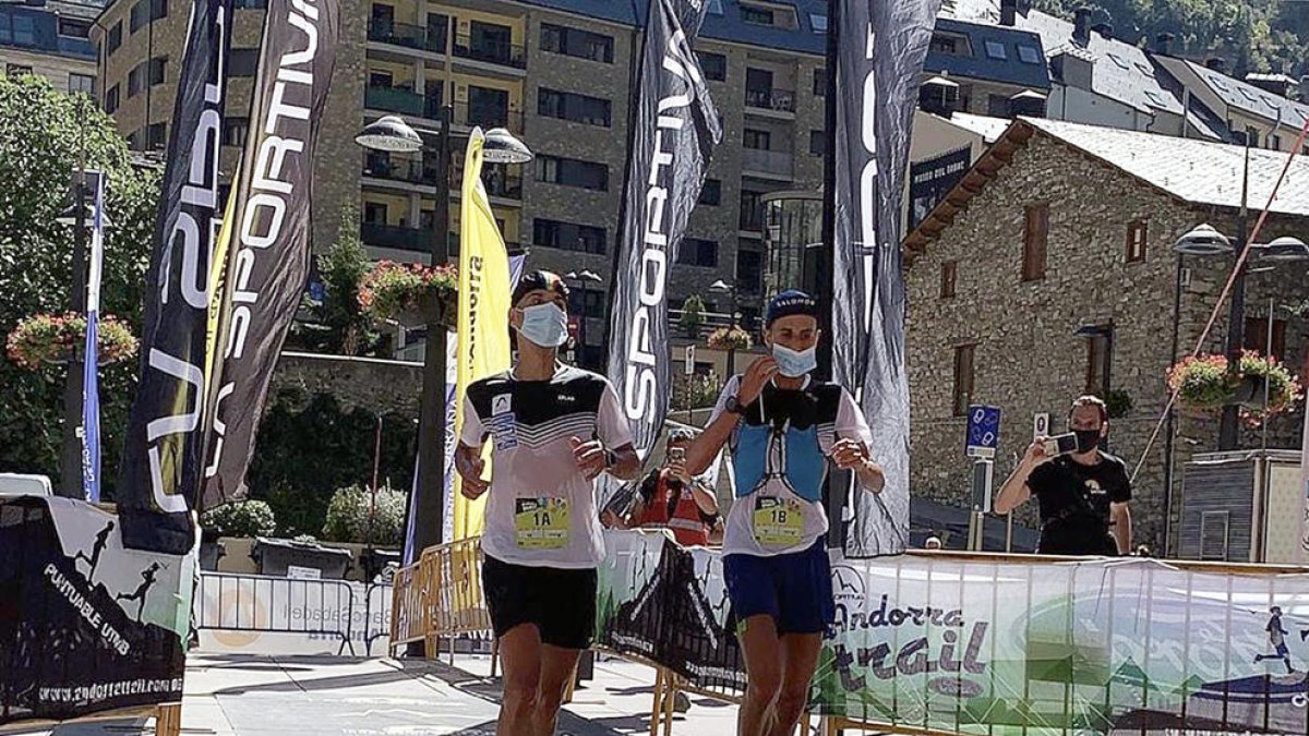Els germans Casal lideren La Sportiva Andorra Trail