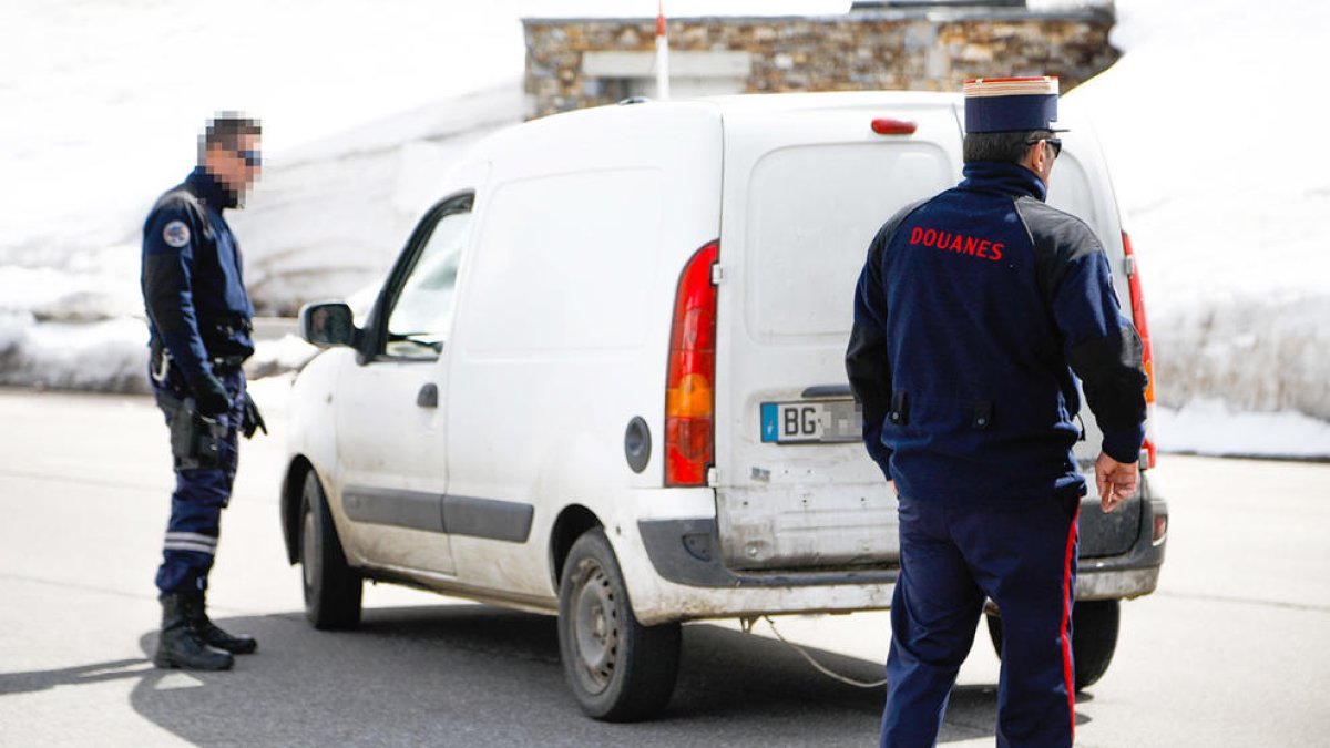 Vuit mesos de presó i 66.396 euros de multa per contraban