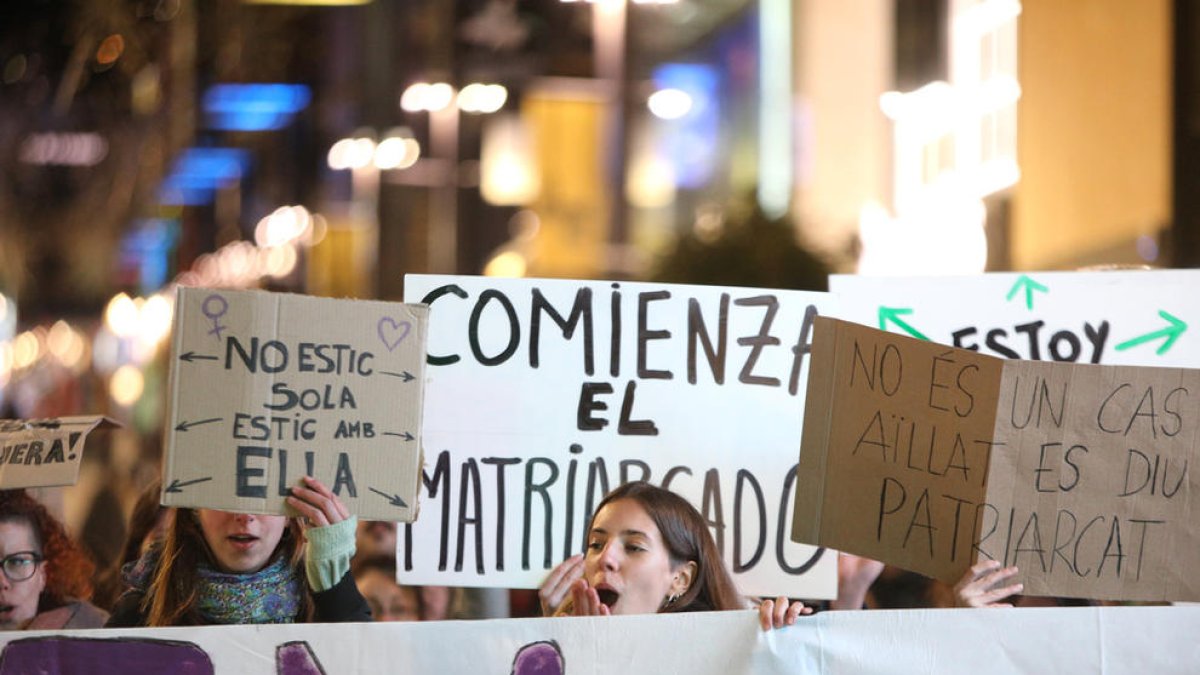 Les entitats feministes aproven la gratuïtat de la píndola de l'endemà