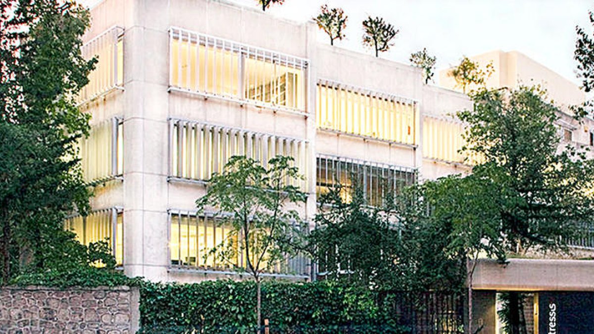 MoraBanc i JC Flowers volen adquirir la gestora Tressis