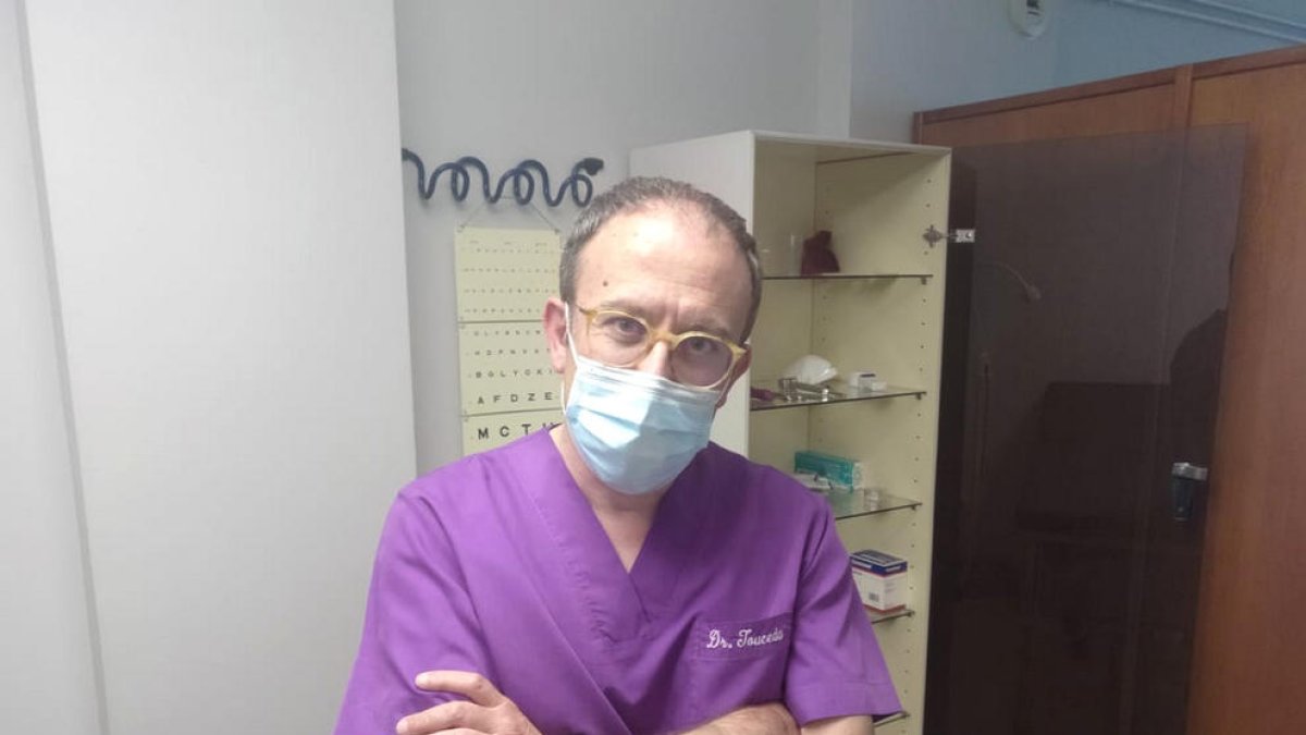 “Abordar la Covid hauria estat més complex sense el metge referent”