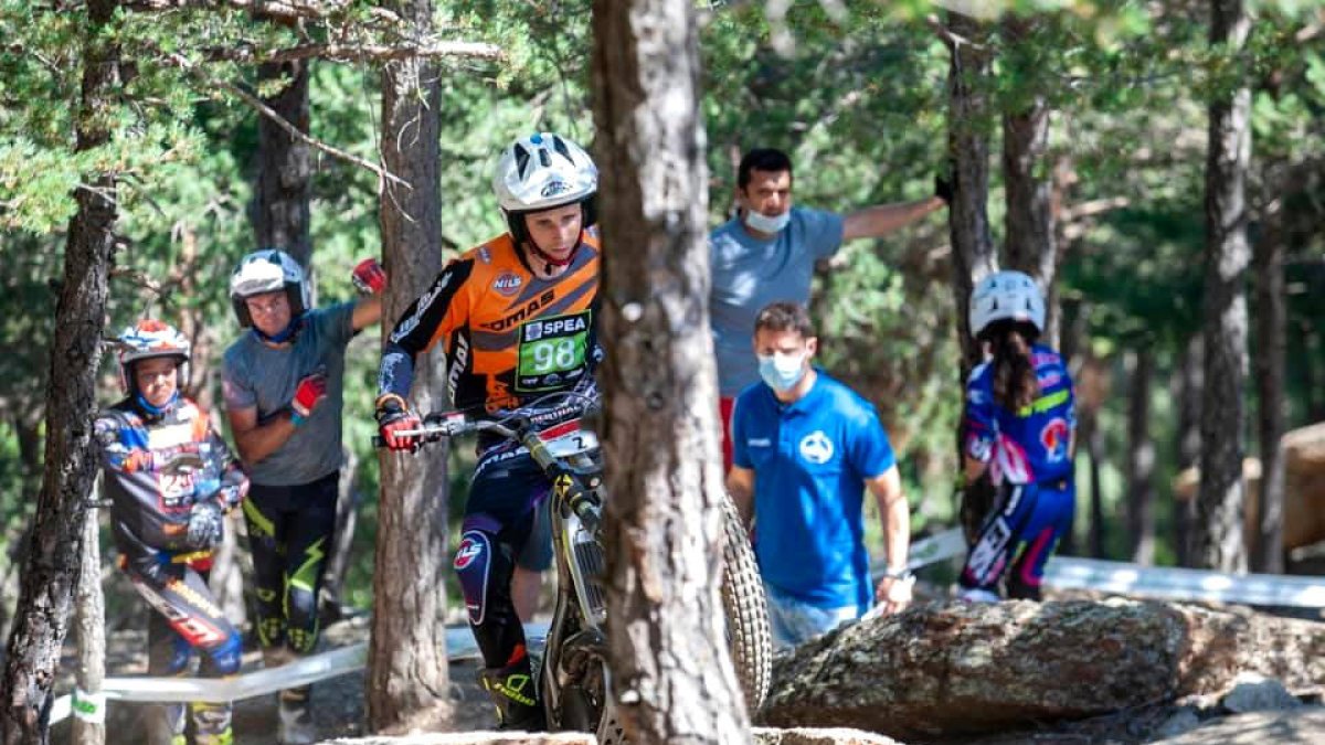 Oriol i Laia Pi disputen la segona cita del Campionat del Món a l'aire lliure a Espanya