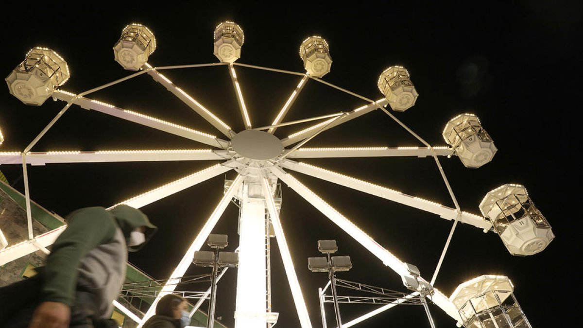 La nòria d'Andorra la Vella obre aquesta tarda