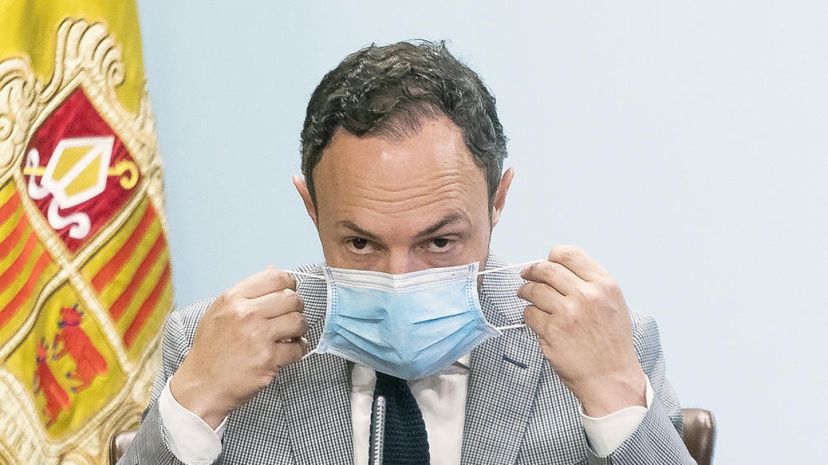 Multa de 100 euros per no portar la mascareta
