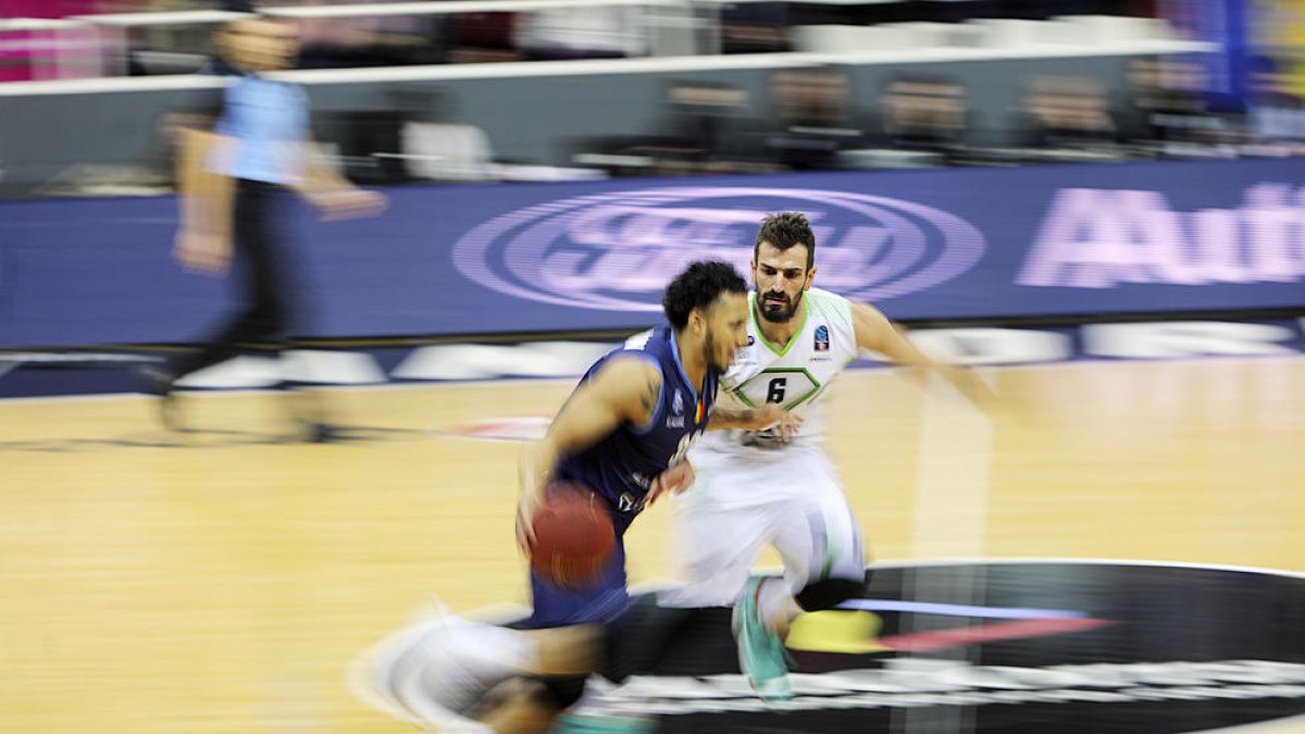 Senglin també segueix