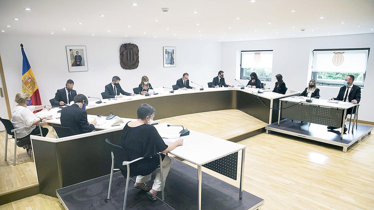 Marsol suspèn la Fira perquè no es vol “facilitar la propagació del virus”