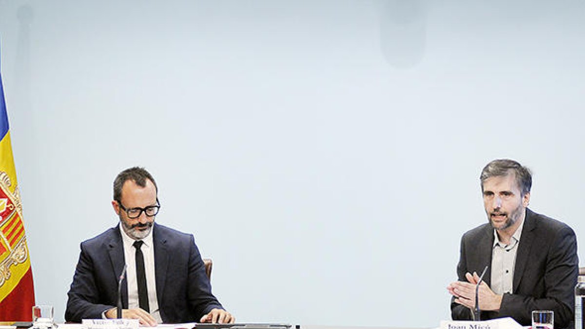 Més de la meitat dels majors de 80 anys viuen sols