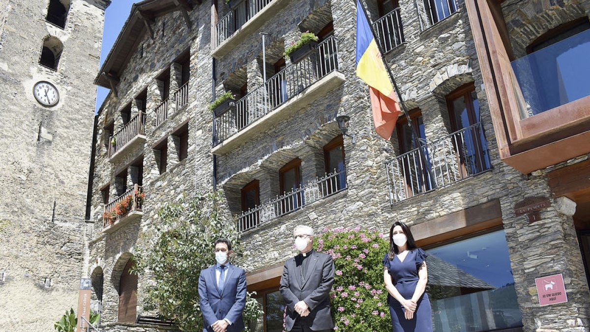 Vives tanca a Ordino les visites a les parròquies