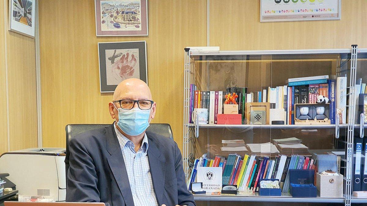 “Han pujat les preinscripcions per a la carrera d'infermeria”