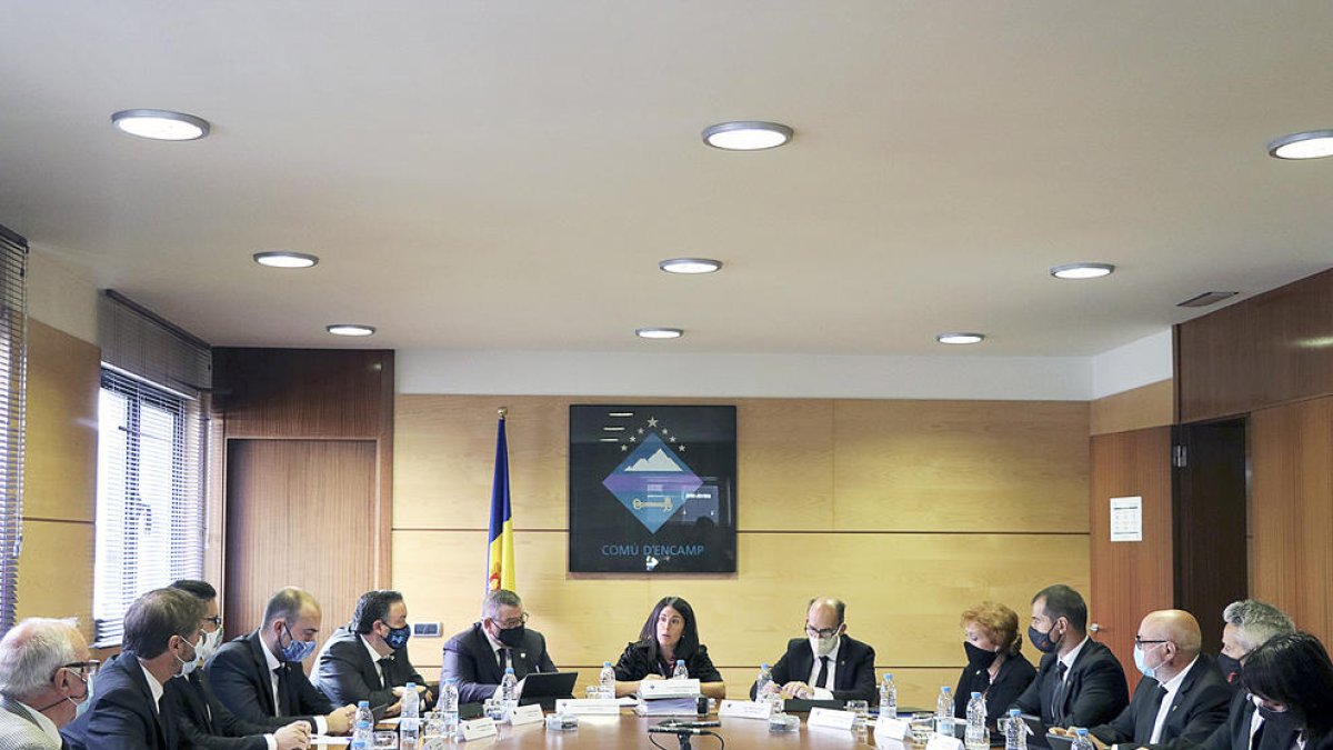 Encamp aprova una rebaixa de sous del 10%