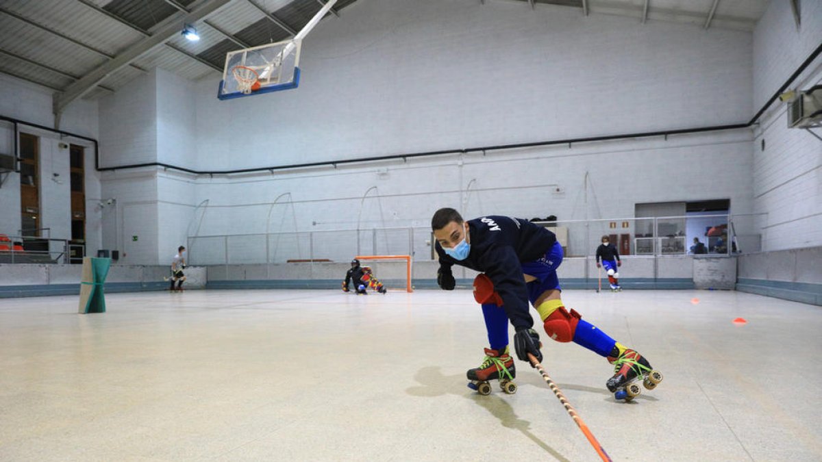 Resignació per l'absència de competició fins al gener