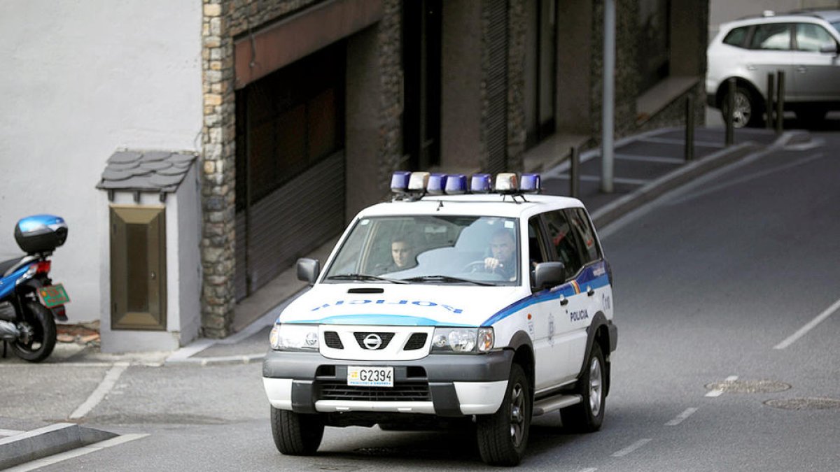 Detingut a Sornàs per conduir ebri i atropellar un vianant