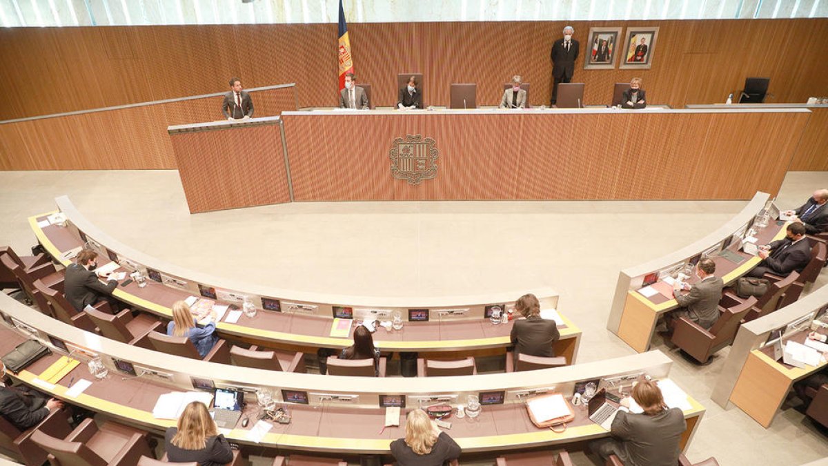 El PS diu que el pressupost no és real i està fet amb “l'eufòria de l'estiu”