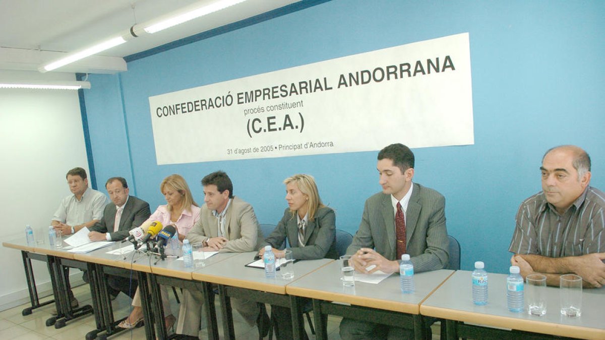 Alguns dels empresaris fundacionals, entre els quals hi ha Joan Tomàs, Conxita Mora, Xavier Altimir i Montserrat Cardelús.