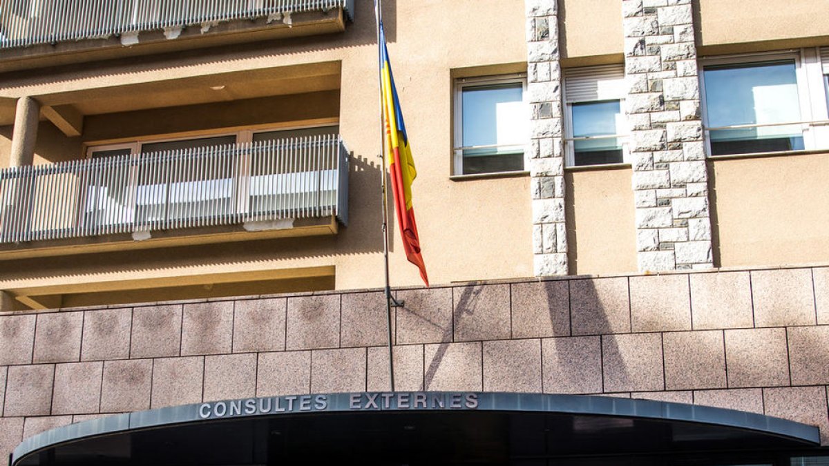 L'hospital ha de repetir el procés per triar cap de finances