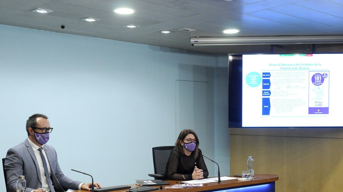 Víctor Filloy i Mireia Porras, en la roda de premsa d'aquest matí.