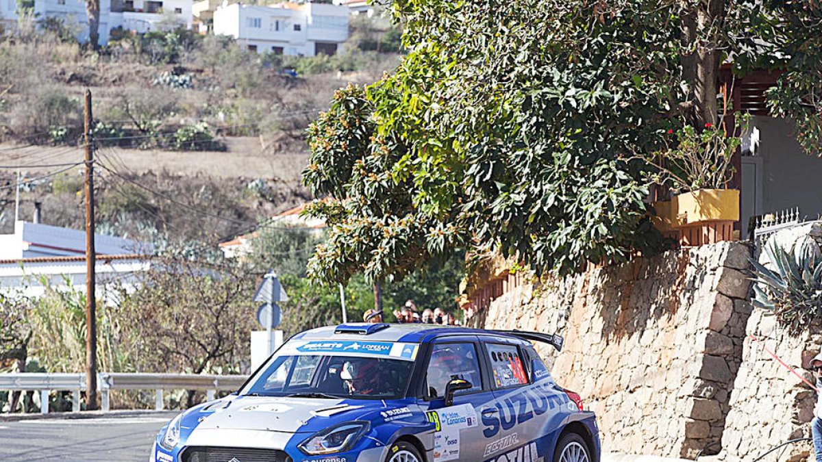 Joan Vinyes i Jordi Mercader freguen el top-10 a Canàries