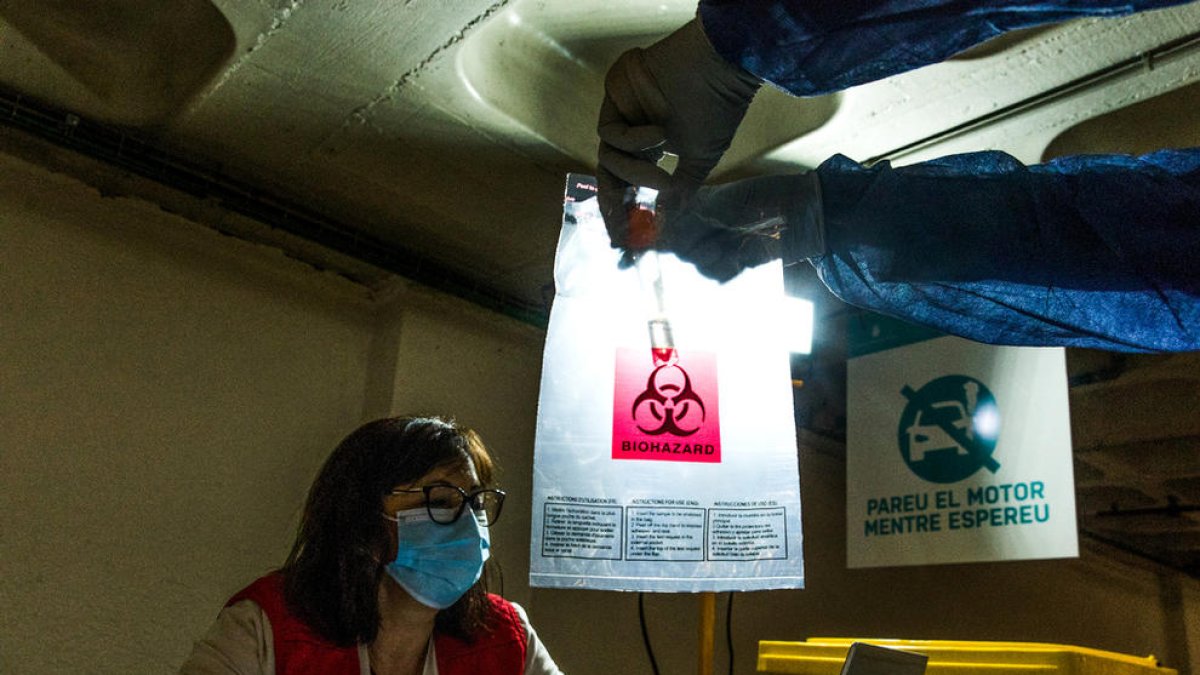 Una aula del María Moliner i dues del Janer, aïllades per casos de Covid-19