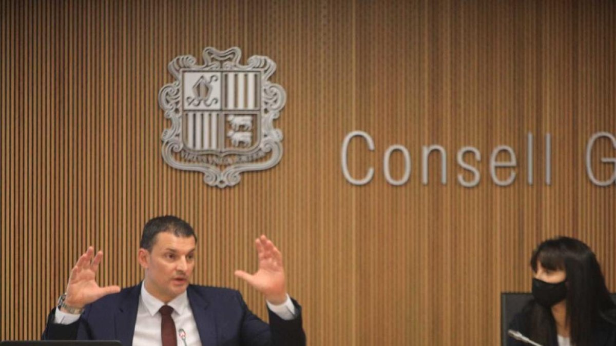 El ministre Gallardo