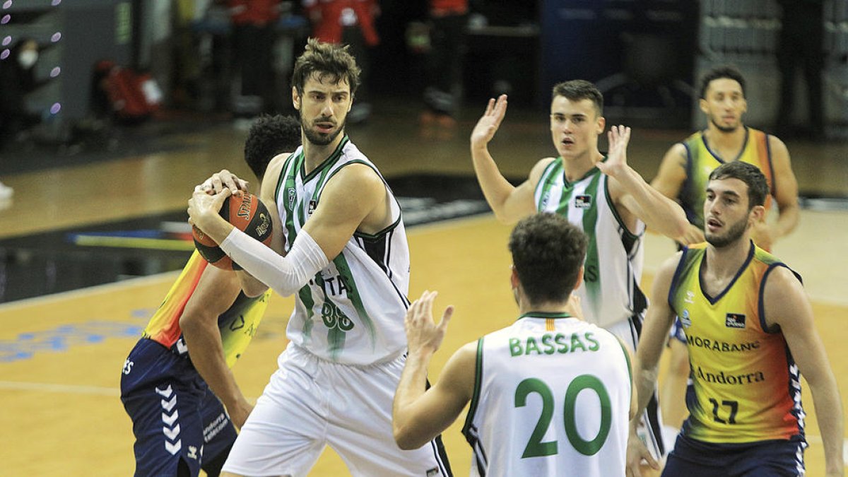 El MoraBanc suma la quarta derrota seguida (87-89)
