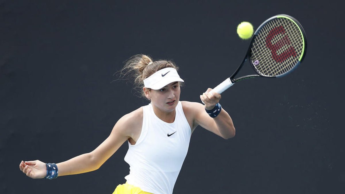 Vicky Jiménez s'estrena a Roland Garros amb victòria per la via ràpida