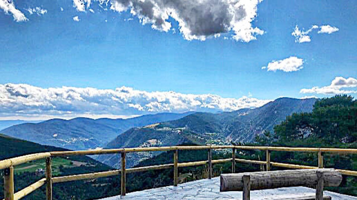 El comú obre el mirador del coll de la Plana